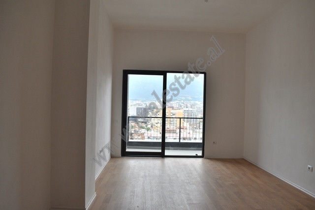 Three bedroom apartment for sale on Barrikadave Street, very close to Sami Frash&euml;ri High School